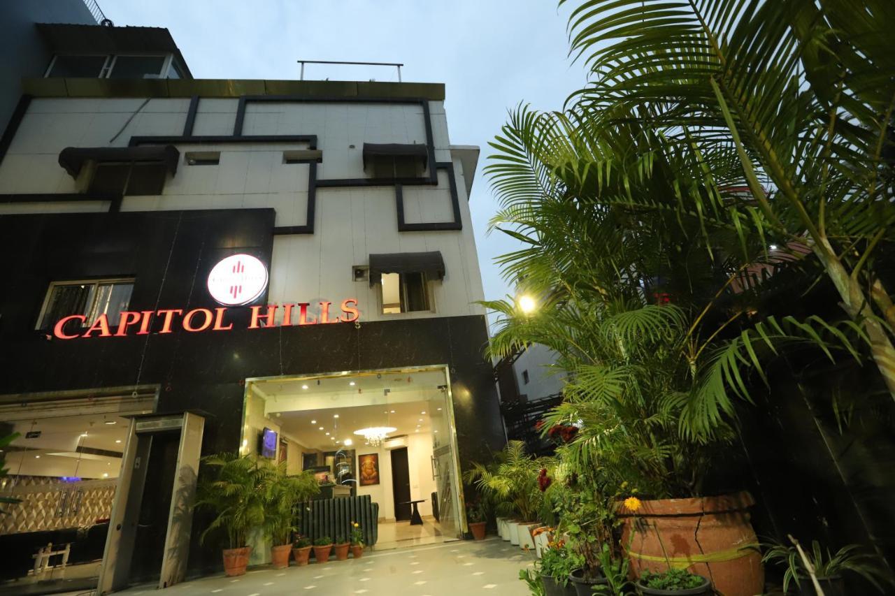 Hotel Capitol Hills - Greater Kailash Delhi New Delhi Exterior photo